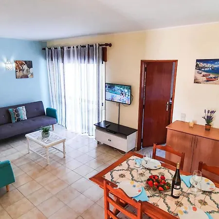 - Sleeps 2 Parking & Pool Access 公寓 *