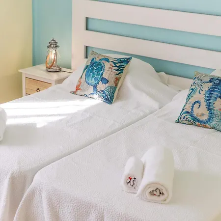 Appartement - Sleeps 2 Parking & Pool Access Albufeira