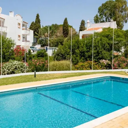 - Sleeps 2 Parking & Pool Access