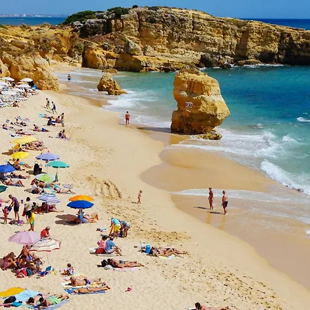 - Sleeps 2 Parking & Pool Access * Albufeira